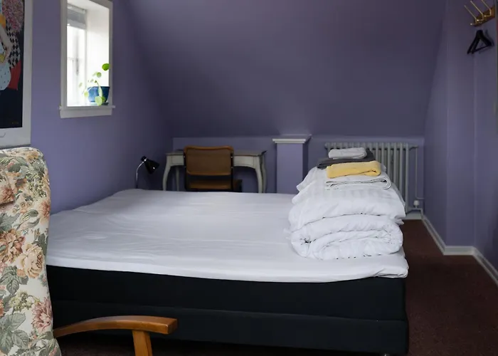 Cafe Sallys Bed And Breakfast
